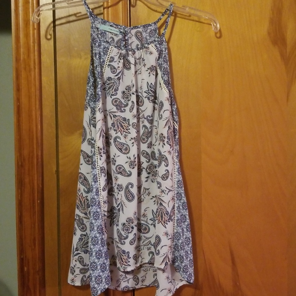 Maurices top